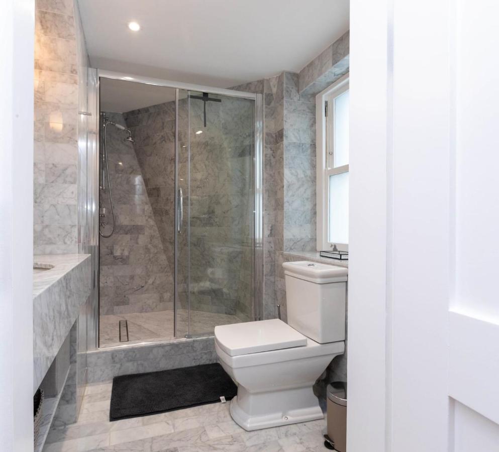 Stylish 2 Bedroom Apartment Near Oxford Street Londra Dış mekan fotoğraf
